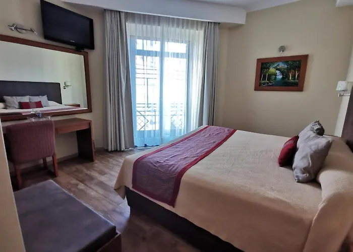 Gillow Hotel